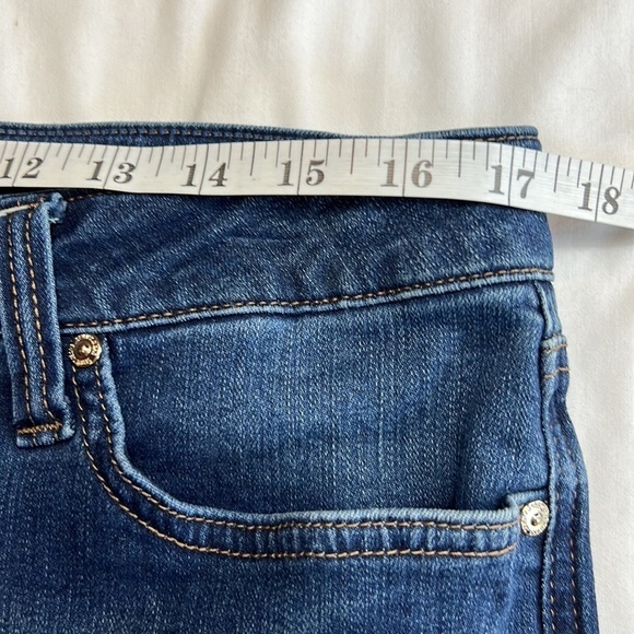 𝅺Seven7 Denim Stretch Bermuda shorts SZ 12 - Picture 7 of 9